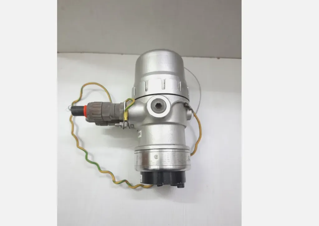 DETRONICS ULTRAVIOLET/INFRARED FLAME DETECTOR MODEL-X5200S