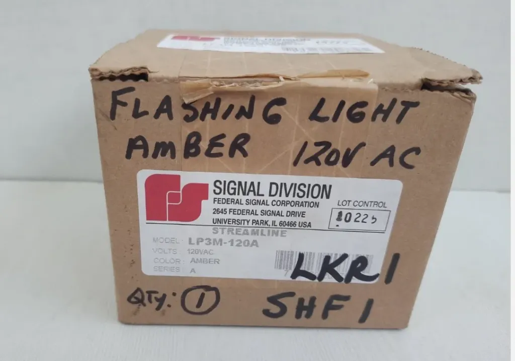 Federal Signal Streamline LP3M-120A, Volts-120VAC Colour- AMBER Series A