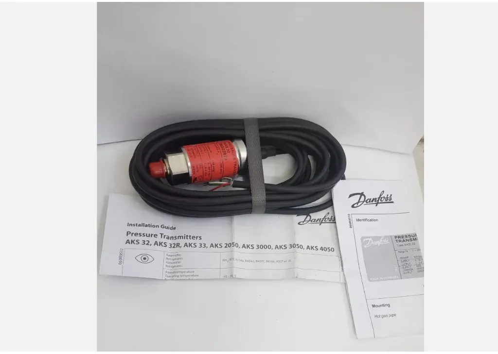 Danfoss Pressure  Transmitter AKS32 060G2029 0 TO 200 Psi