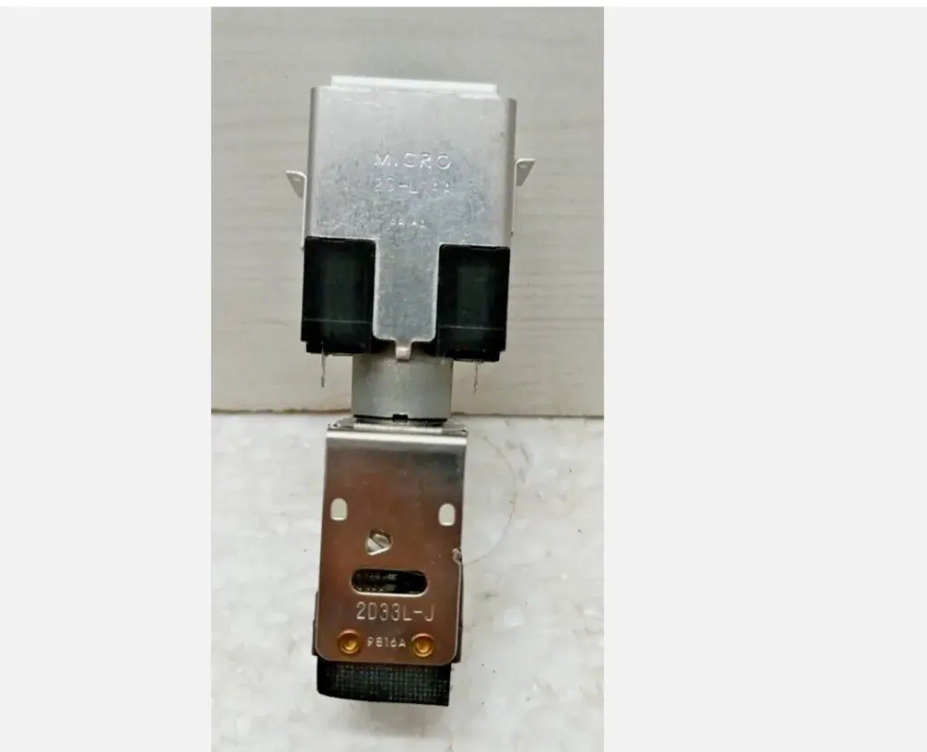 Yamatake Honeywell 2C-L1AA , 2D33L-J Micro Switch Free Expedite Shipping