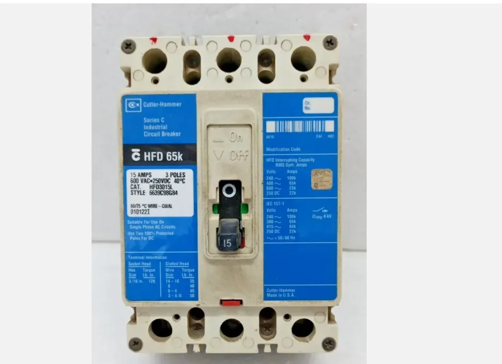 Cutler Hammer HFD65K 15 A 3 Poles 600 VAC 250VDC HFD3015L Ciruit Breaker