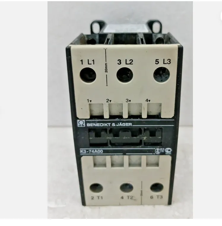 Benedikt & Jager K3-74A00 220-240 V   Contactor AC3 400 V Used