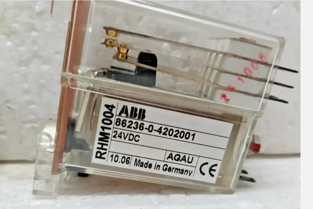 ABB 86236-0-4202001  RHM1004 24 VDC Relay New Without Box Free Expedite Shipping
