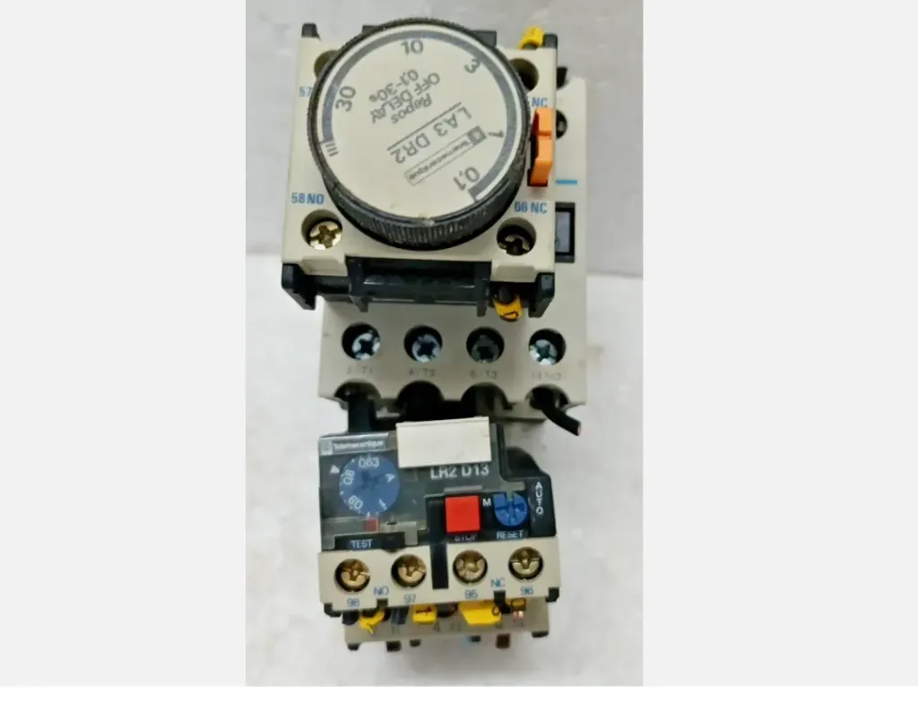 Chint NC1-25 Contactor With Telemecanique LR2D13 and Telemecanique LA3 DR2 Timer
