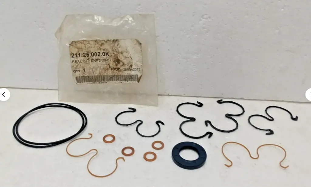 Danfoss  211.25.002.0K  Seal Kit  SNP3/06-07 Danfoss  211.25.002.0K  Seal Kit
