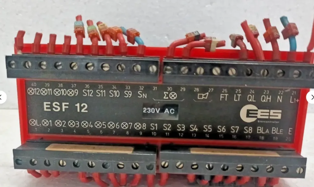 EES Storcontroller ESF 12  230 AC EES Storcontroller ESF 12 Used