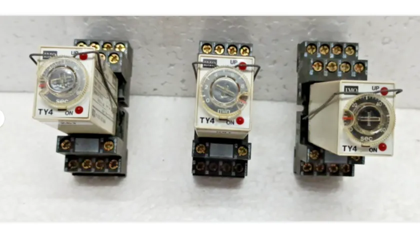 IMO TY4 Input 110VAC Contact 3A 240 VAC   Lot Of 3 Pcs