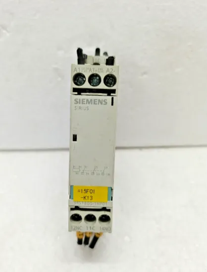 Siemens SIRIUS 3RS1800-1HP01 Relay 24V Working / 220V Faulty