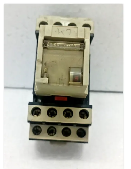 Telemecanique RHN 412B 24 V With Base Check and Tested For Working RHN412B