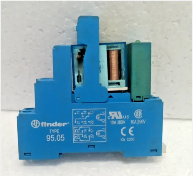 Finder 95.05 Type  Relay Socket Base DIN Rail Mount 10A 250V