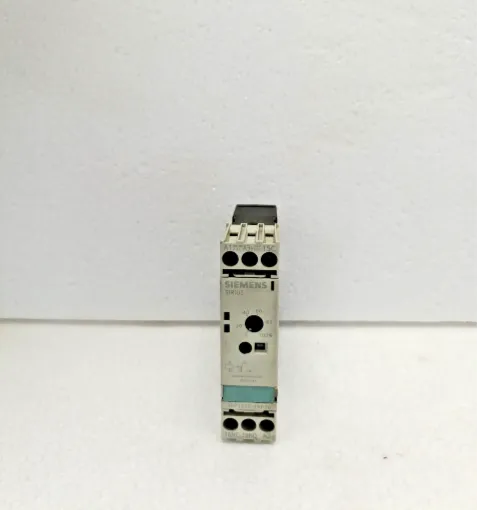 Siemens 3RP1525-1AP30 24 V AC/DC , 200-240 V AC Electronic Timing Relay On Delay