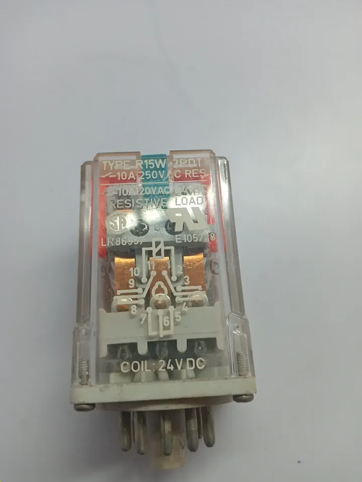 RELPOL R15W 3PDT Power Relay 10A [VOLTAGE] 11-Pin Octal Tube Base Plug-In R15