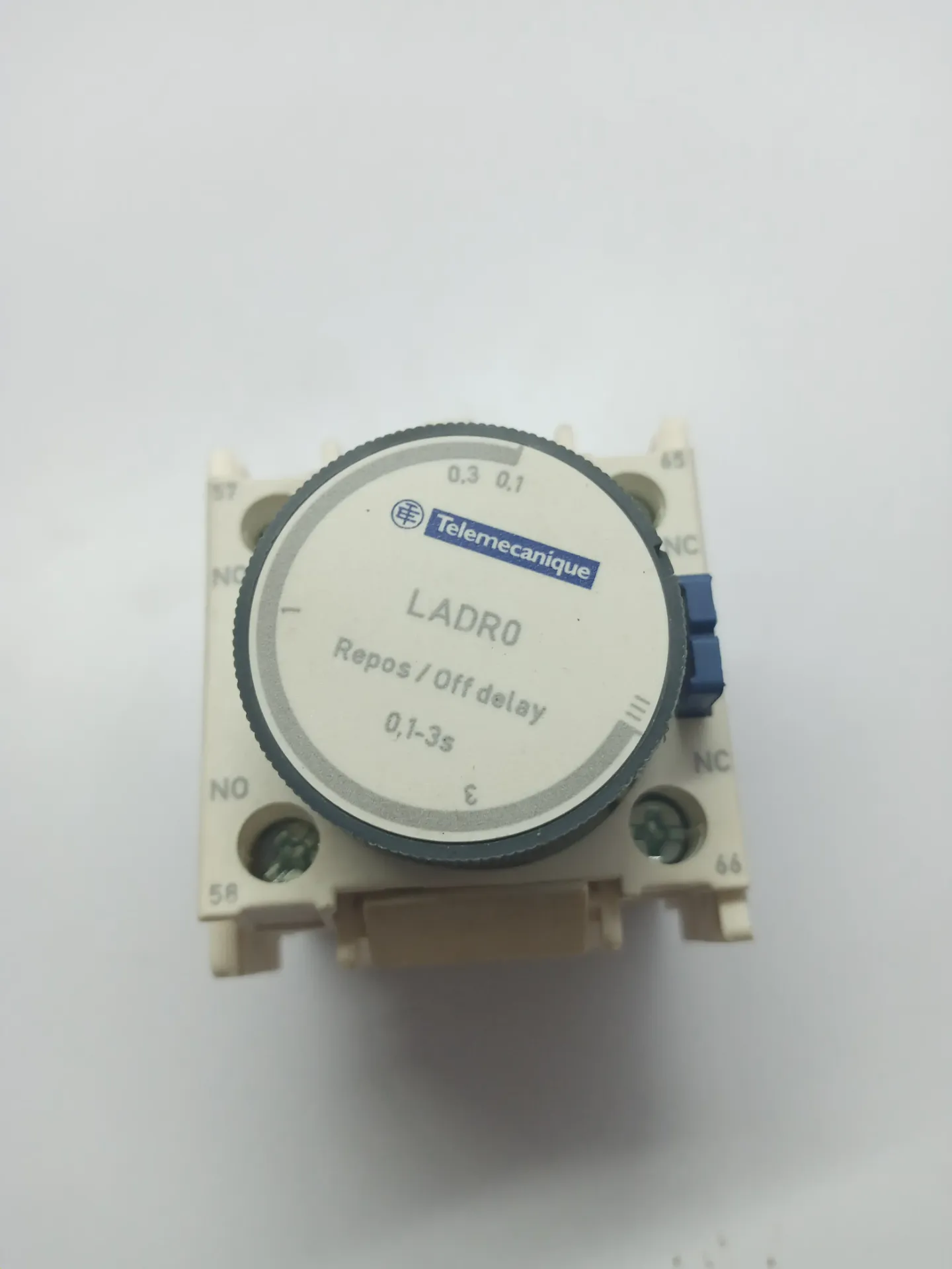 Telemecanique LADR0 TeSys  Timer Repos/ Off-Delay 0.1-3s 1NO 1NC