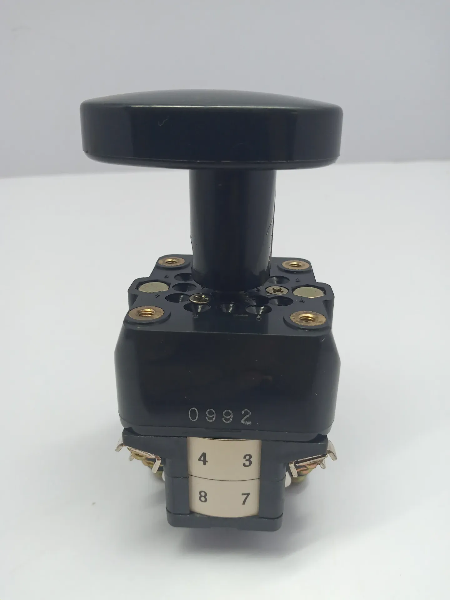 Seiko Electric YBN-204-VK Speed Control Cam Switch 600V 10A YBN-204