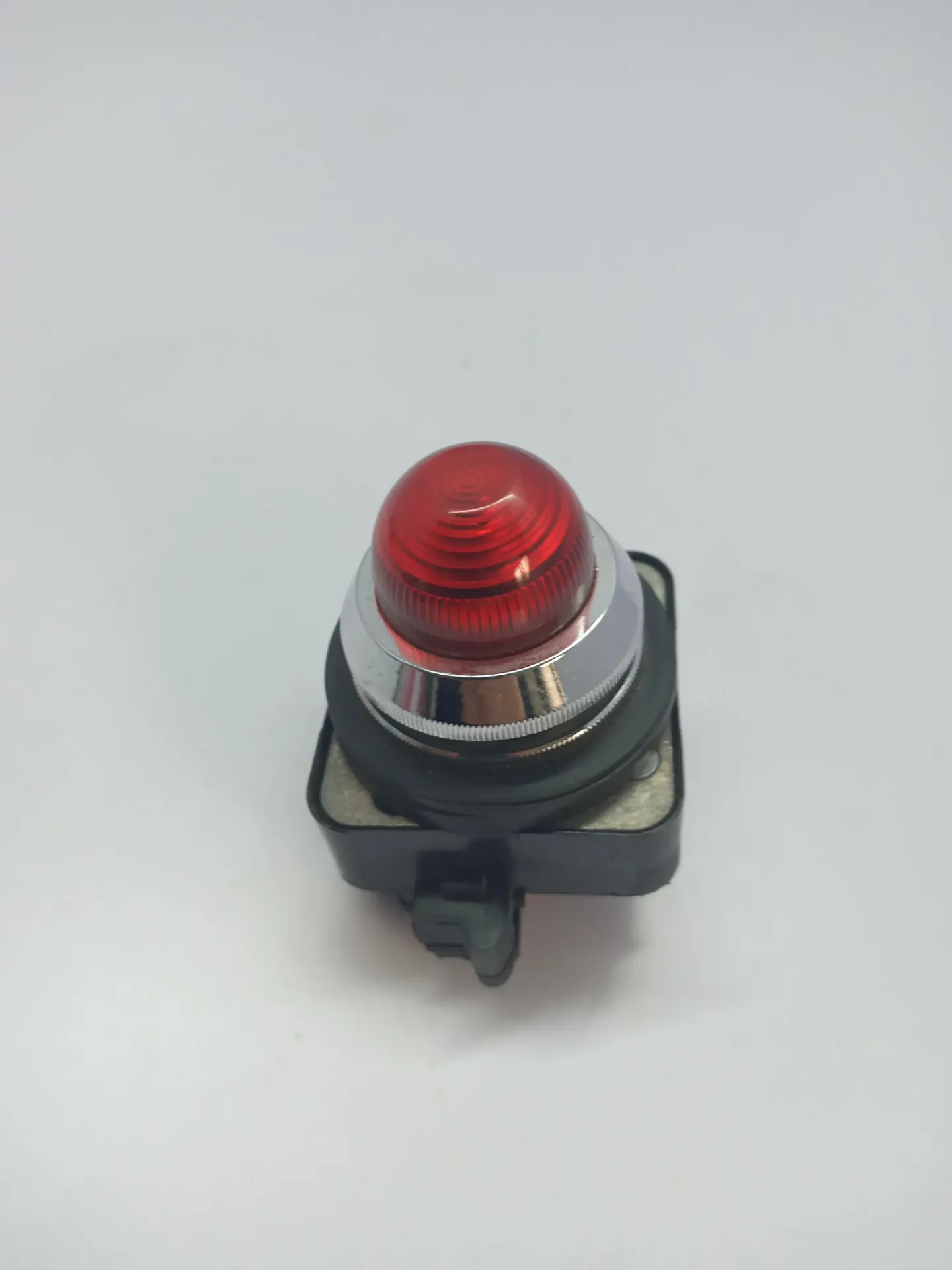Telemecanique XB2 MV104 031282  Push Button Switch Pilot Light 22mm Heavy Duty
