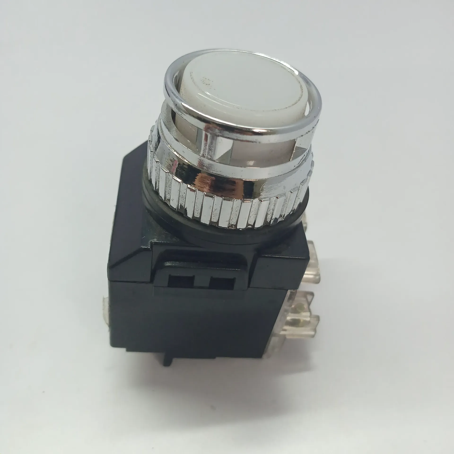 YONGSUNG YSNPBL 3-T11A Illuminated Push Button Switch Pilot Light Lamp