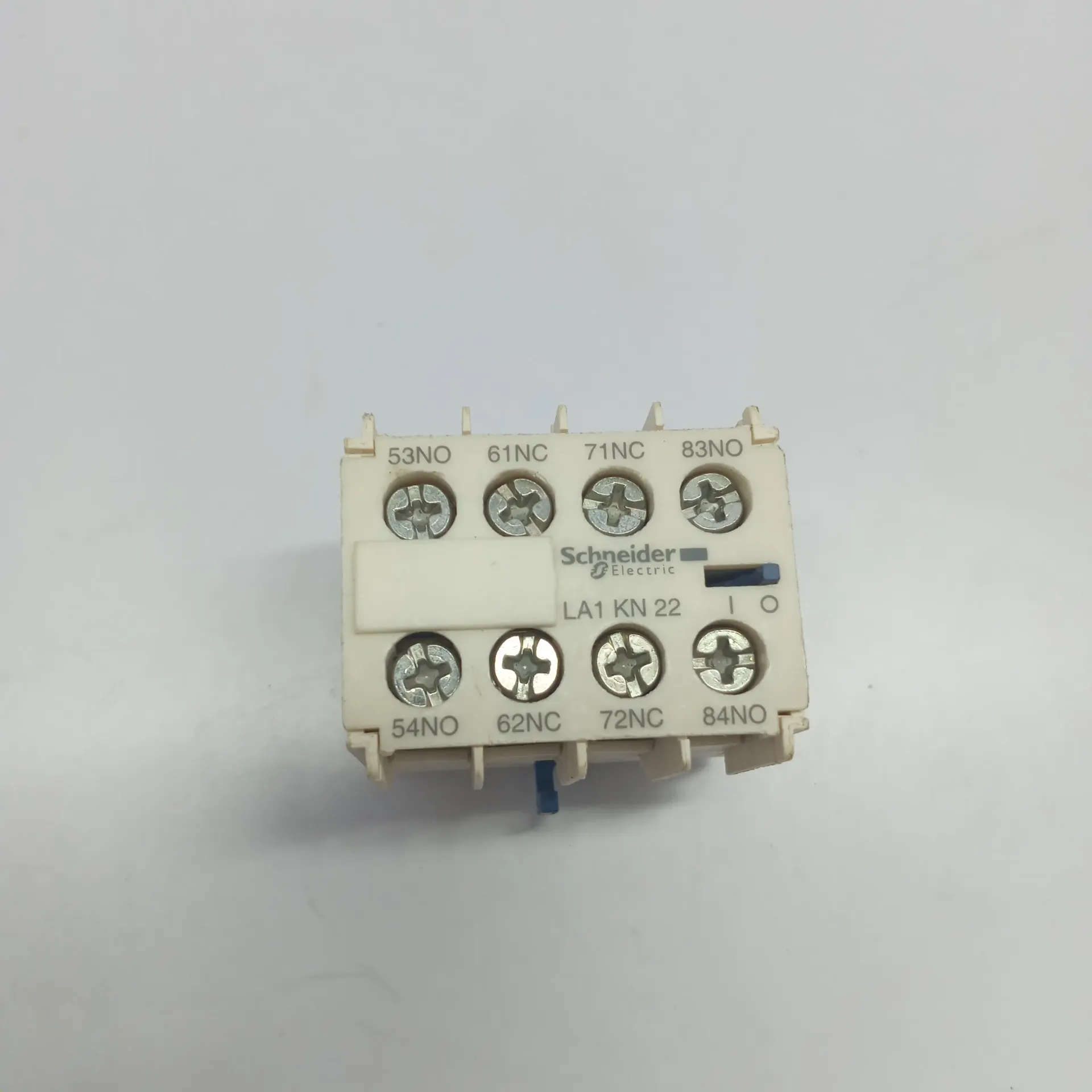 Schneider Electric LA1 KN 22  Tesys 050011  Auxiliary Contact Block - 2NO + 2NC Lot of 3