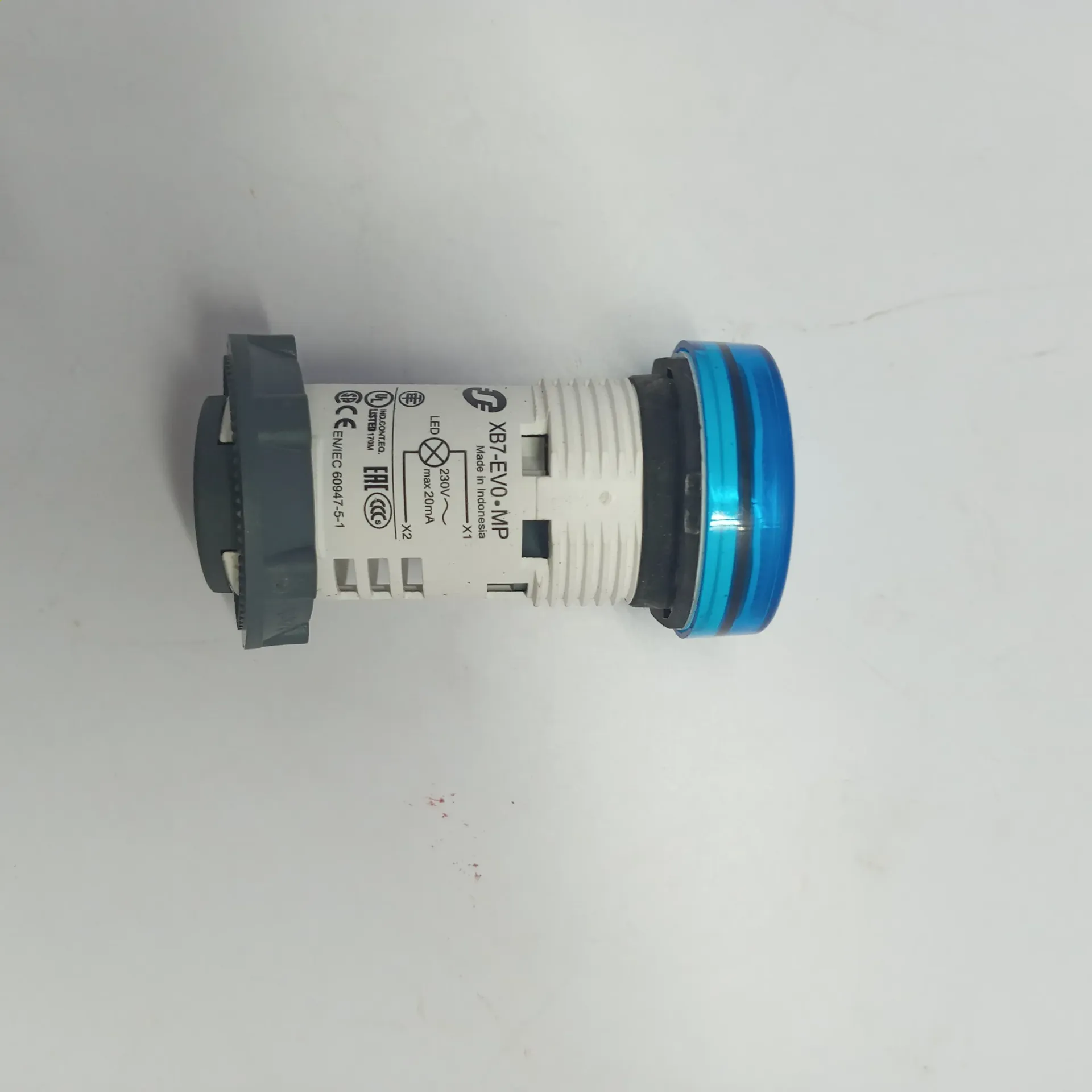 Schneider Harmony XB7 pilot light  LED 230V  AC 22mm XB7EV0.MP