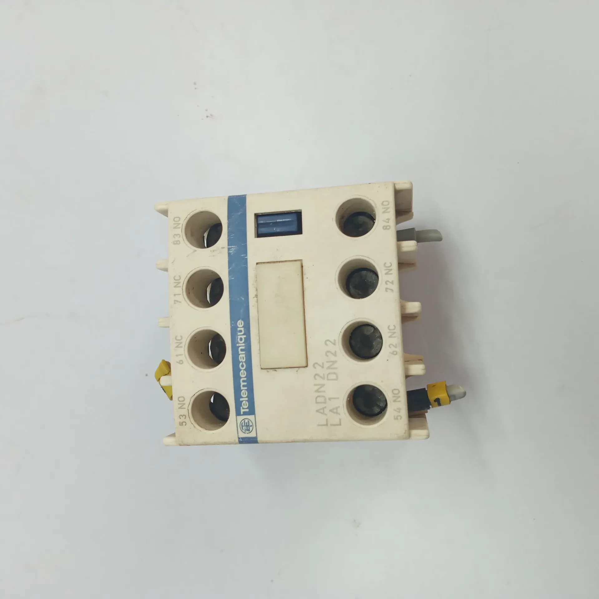 Telemecanique Schneider Electric LADN22 Auxiliary Contact Block 2NO+2NC