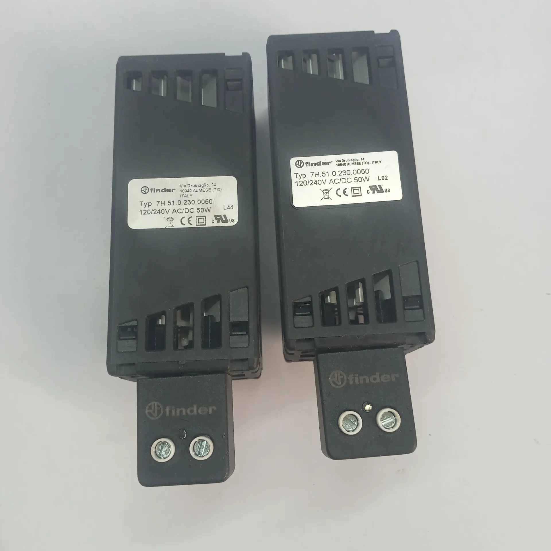 Finder 7H.51.0.230.0050 Enclosure Panel Heater 50W 120/240V AC/DC DIN Rail