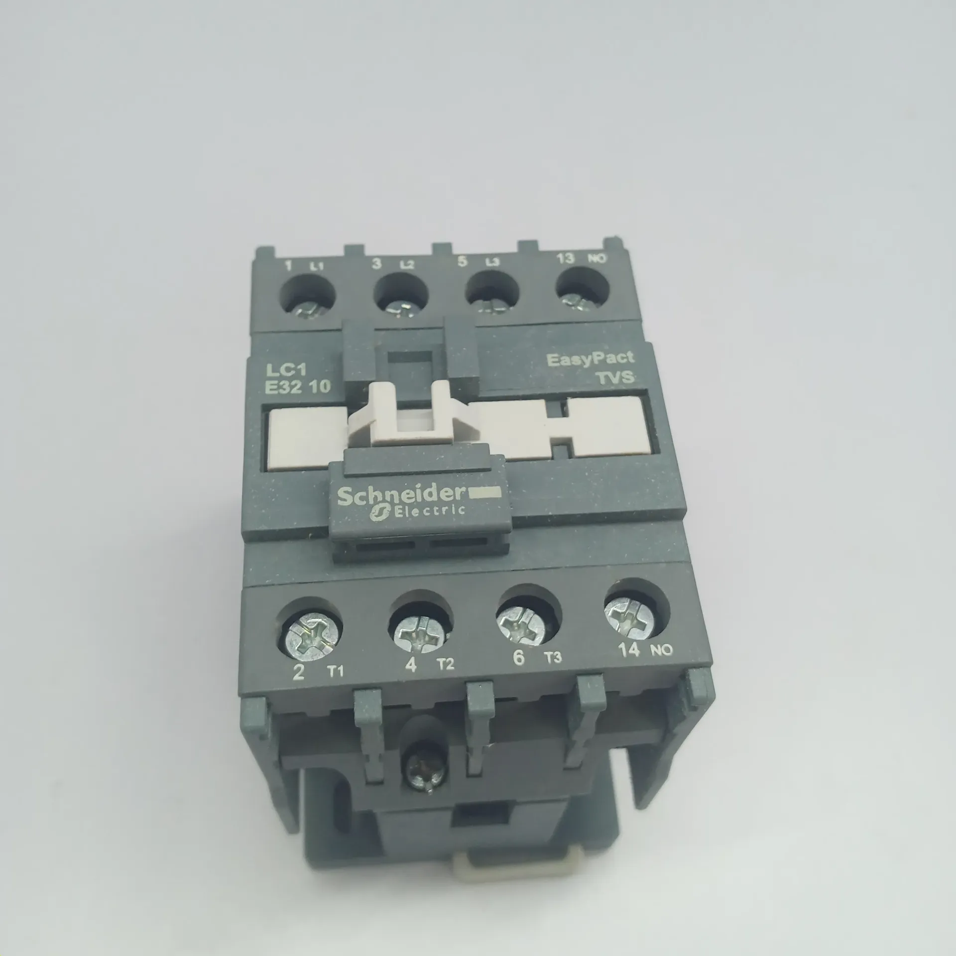 Schneider Electric LC1E3210M7 Contactor 3P 32A 220V 230V 50/60Hz 1NO AC-3