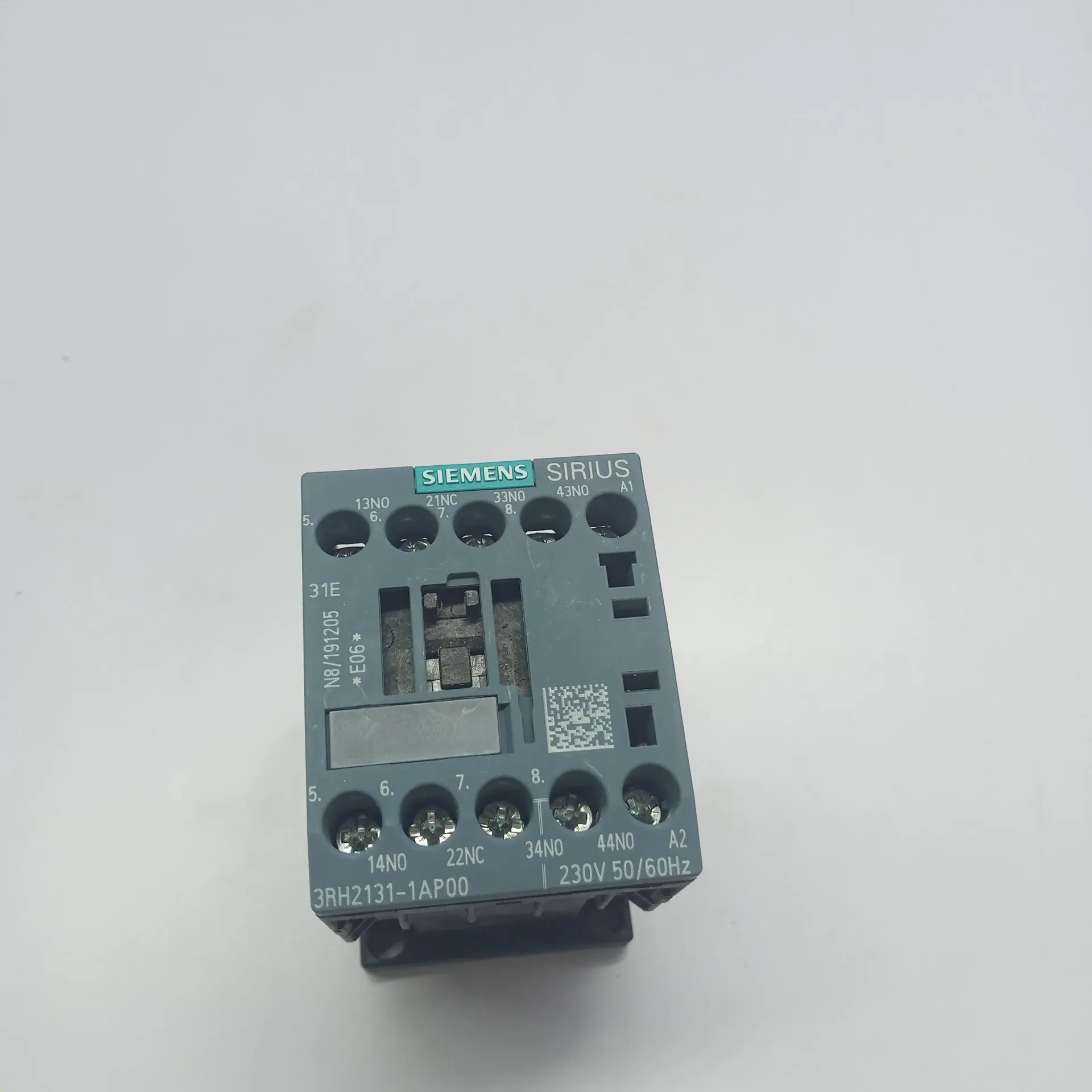 Siemens 3RH2131-1AP00 Control Contactor Relay 230VAC 50/60Hz
