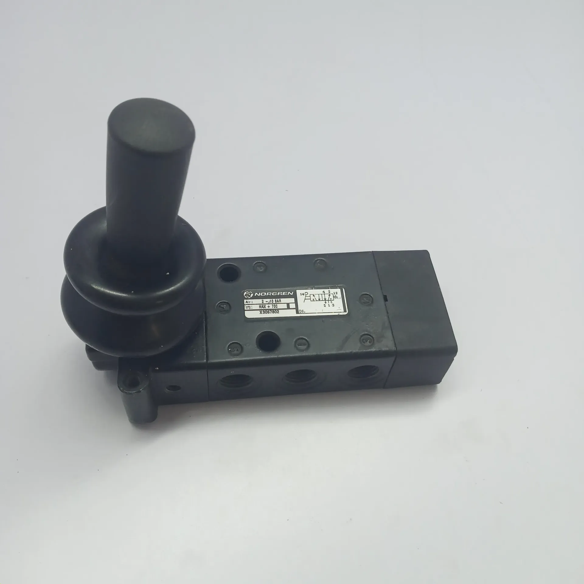 Norgren X3067802 Hand Lever Pneumatic Control Valve 2-10 Bar