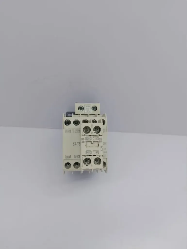 Mitsubishi Electric SR-T5 Contactor Relay with UT-AX2 Auxiliary Contact 5A