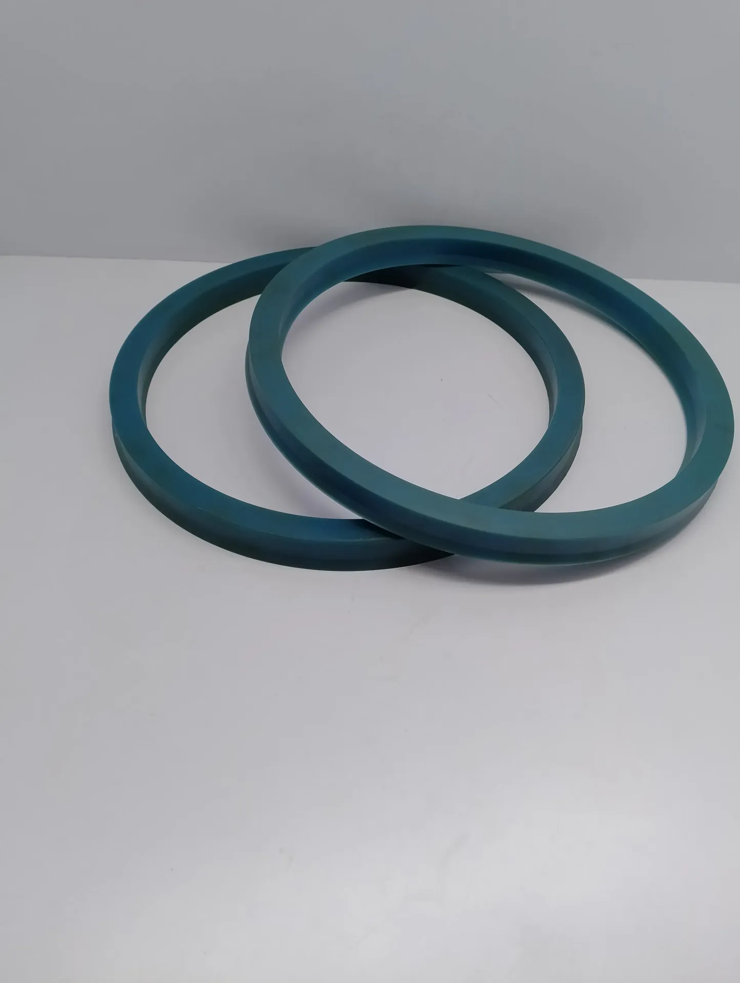 Petrotec 5650.8140-650POL Polyurethane 90 Polipack Seal 18.75" Test Stump